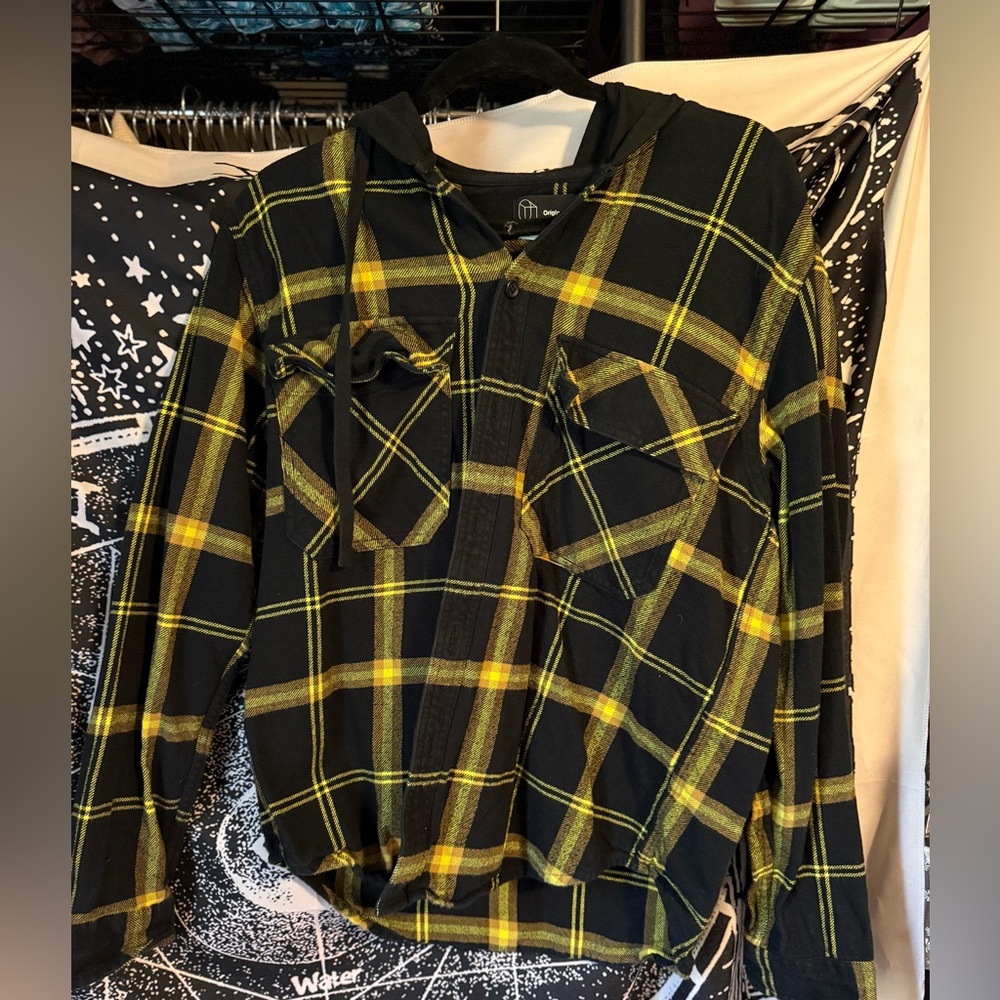 Original Use Black and Yellow Checkered Shirt with hood